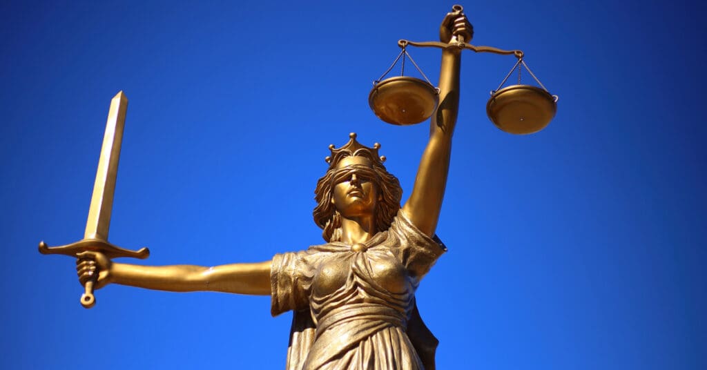 Landmark Tribunal Approves Covid-19 Mask Employee Dismissal FI